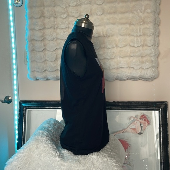 HANDCRAFTED My own t shirt design and personal logo of a photography i took - Picture 5 of 5